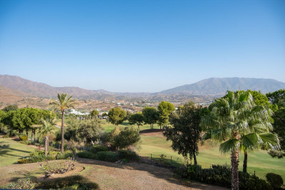 3 Bedroom Middle Floor Apartment in La Cala Golf - Image 5