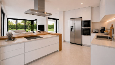 4 Bedroom Detached Villa in Estepona - Image 3