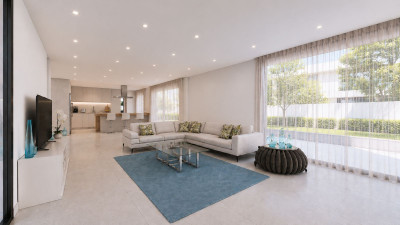 4 Bedroom Detached Villa in Estepona - Image 5