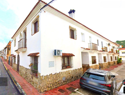 3 Bedroom Semi-Detached House in Casares - Image 1