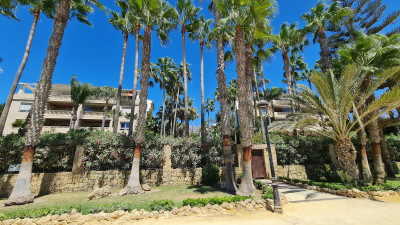 2 Bedroom Middle Floor Apartment in The Golden Mile