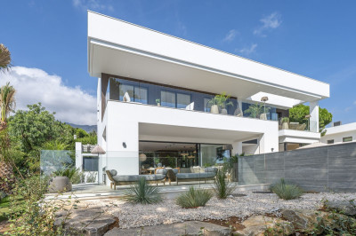 6 Bedroom Detached Villa in Nagüeles - Image 4