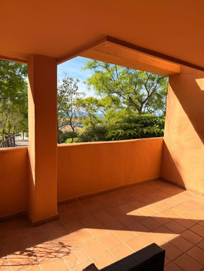 3 Bedroom Ground Floor Apartment in Elviria - Image 2