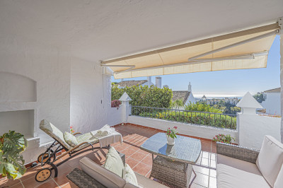 2 Bedroom Ground Floor Apartment in Benahavís