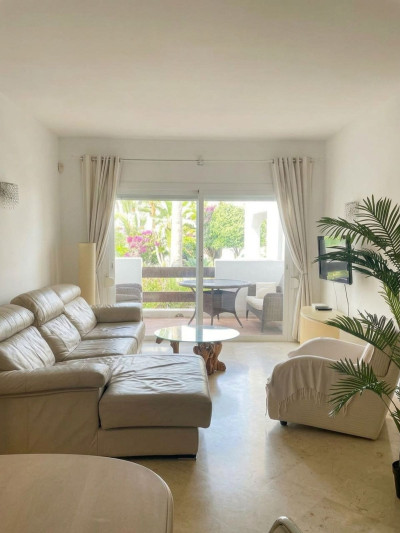 2 Bedroom Ground Floor Apartment in Costalita - Image 3
