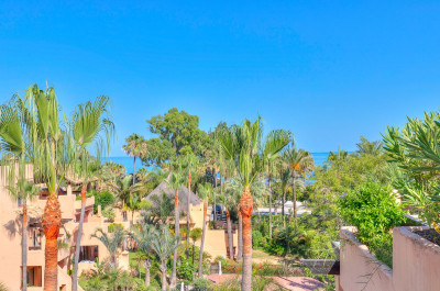 3 Bedroom Penthouse in San Pedro de Alcántara - Image 2