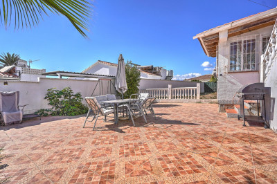 2 Bedroom Detached Villa in El Faro