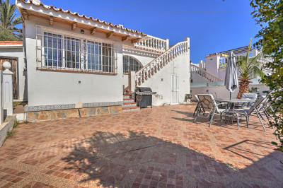 2 Bedroom Detached Villa in El Faro - Image 3