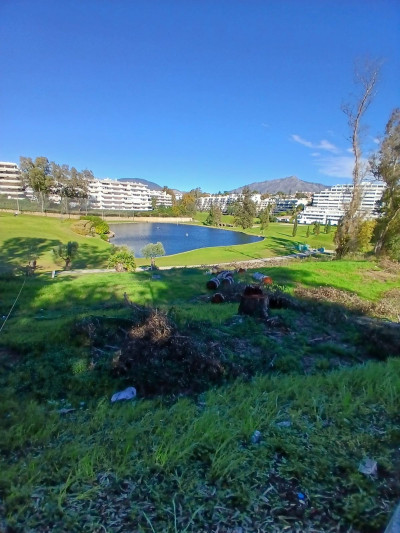 Residential Plot in Guadalmina Alta - Image 3