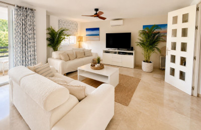 3 Bedroom Penthouse Duplex in Marbella - Image 4