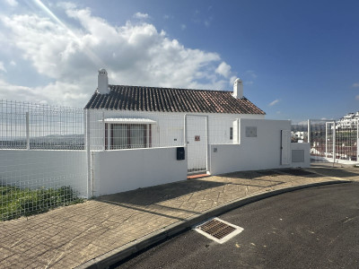 2 Bedroom Townhouse in Doña Julia - Image 3