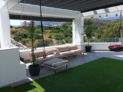 4 Bedroom Penthouse Duplex in Estepona - Image 4