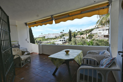 4 Bedroom Townhouse in Calahonda - Image 3