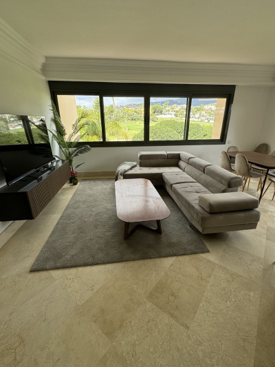 3 Bedroom Middle Floor Apartment in Nueva Andalucía - Image 3