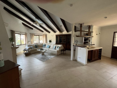3 Bedroom Detached Villa in El Chaparral - Image 5