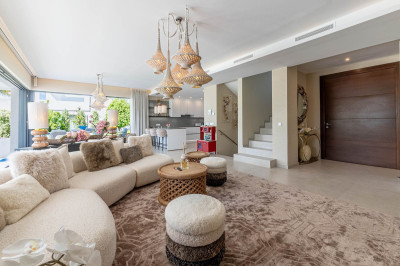 7 Bedroom Detached Villa in La Cala Golf - Image 4