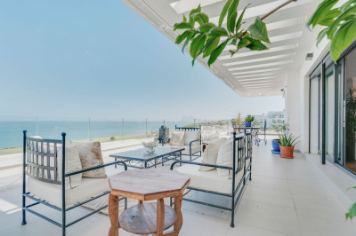 3 Bedroom Penthouse in La Alcaidesa - Image 5