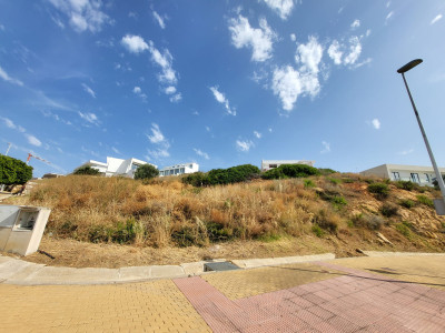 Land in Estepona - Image 2
