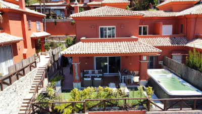 5 Bedroom Semi-Detached House in Santa Clara - Image 2