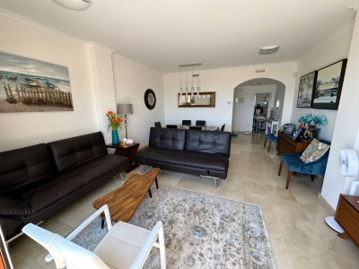 2 Bedroom Penthouse in La Duquesa - Image 3
