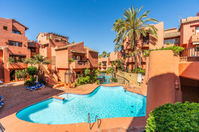 3 Bedroom Middle Floor Apartment in Elviria