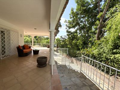 3 Bedroom Semi-Detached House in San Pedro de Alcántara - Image 2