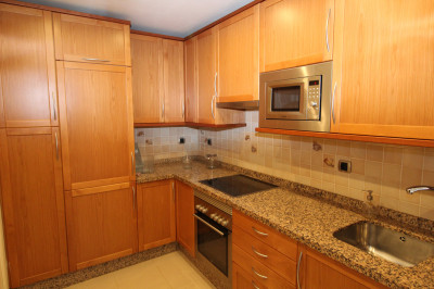 3 Bedroom Semi-Detached House in The Golden Mile - Image 3