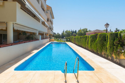 3 Bedroom Middle Floor Apartment in Elviria