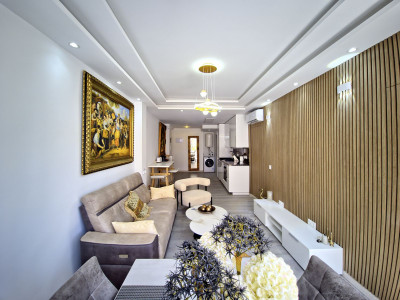 2 Bedroom Middle Floor Apartment in Marbella - Image 1