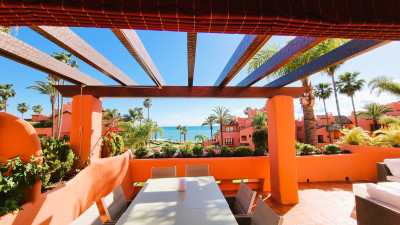 2 Bedroom Middle Floor Apartment in Estepona - Image 3