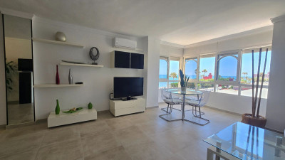 2 Bedroom Ground Floor Apartment in Benalmadena - Image 3