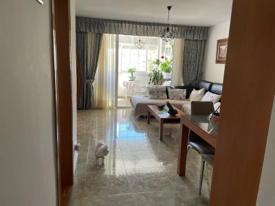 4 Bedroom Middle Floor Apartment in San Pedro de Alcántara - Image 2