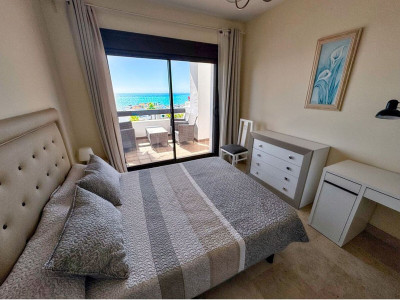 2 Bedroom Middle Floor Apartment in La Alcaidesa - Image 5