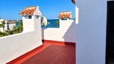2 Bedroom Middle Floor Apartment in Mijas - Image 3