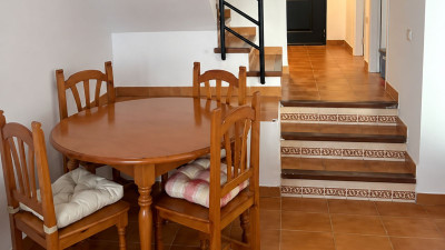 2 Bedroom Middle Floor Apartment in Mijas - Image 5
