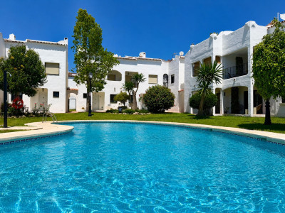 4 Bedroom Townhouse in Bel Air - Image 2