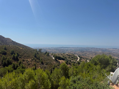 2 Bedroom Townhouse in Valtocado - Image 2