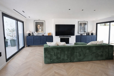 3 Bedroom Duplex in Marbella - Image 4