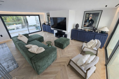 3 Bedroom Duplex in Marbella - Image 5