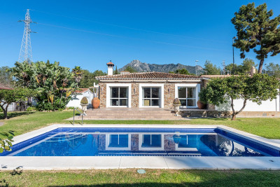 3 Bedroom Detached Villa in The Golden Mile - Image 1