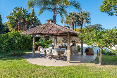 3 Bedroom Detached Villa in The Golden Mile - Image 2
