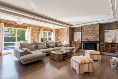 3 Bedroom Detached Villa in The Golden Mile - Image 3