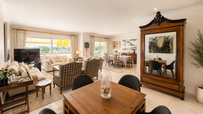 4 Bedroom Penthouse Duplex in Guadalmina Baja - Image 4