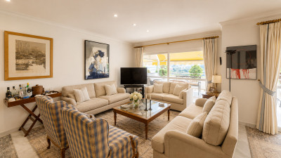 4 Bedroom Penthouse Duplex in Guadalmina Baja - Image 5