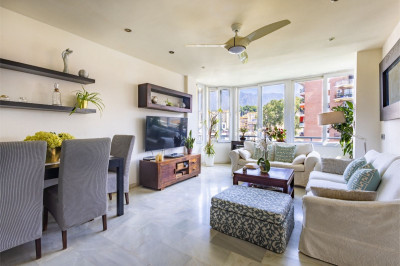 2 Bedroom Penthouse in Marbella - Image 2