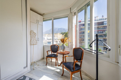 2 Bedroom Penthouse in Marbella - Image 5