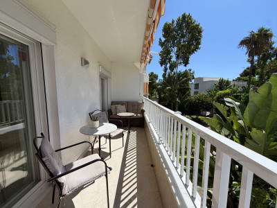 1 Bedroom Middle Floor Apartment in The Golden Mile - Image 3