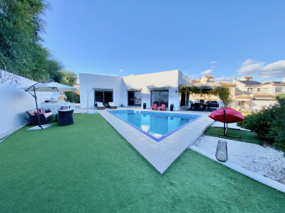 4 Bedroom Detached Villa in Mijas - Image 5