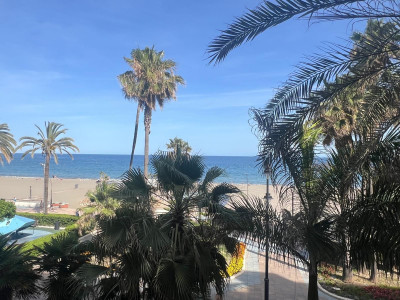 3 Bedroom Middle Floor Apartment in Estepona - Image 3