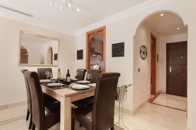 2 Bedroom Ground Floor Apartment in Nueva Andalucía